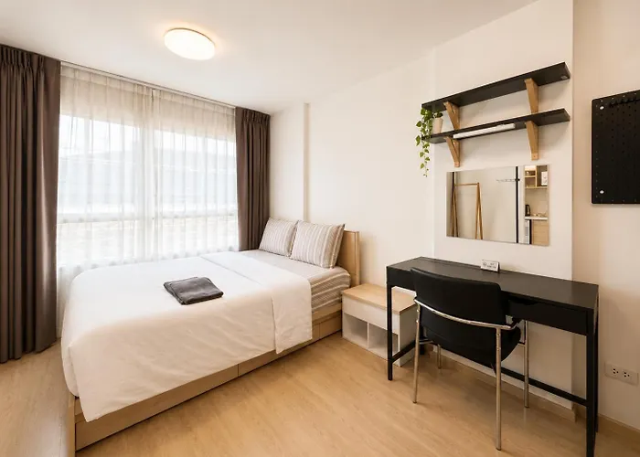 Easy Access Near Bts Apartment *