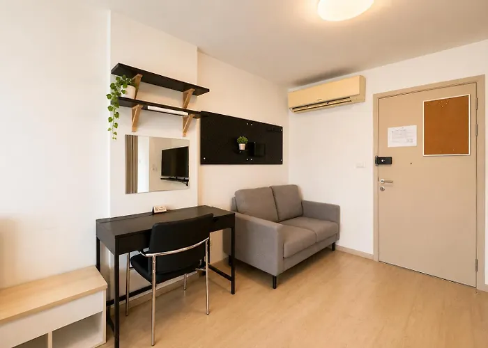 Easy Access Near Bts *
