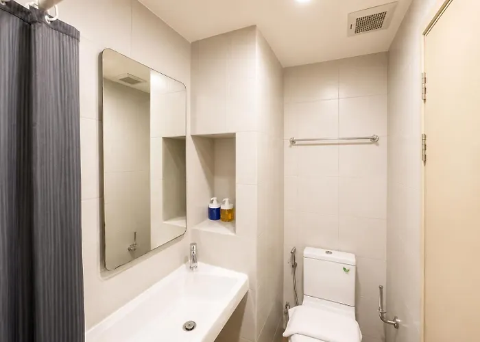 Easy Access Near Bts Apartment Bangkok